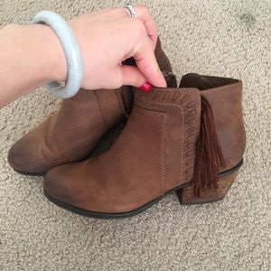 Clarks booties